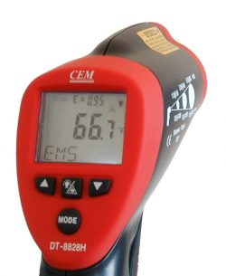 Дистанционный измеритель температуры (пирометр) CEM DT-8828H